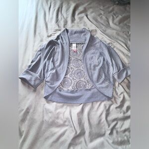 Women's Cropped Gray Short Sleeve Cardigan